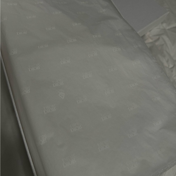 Comes with original purchase receipt. Worn 2 times, excellent condition. - Picture 8 of 10